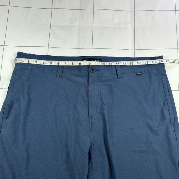 Travis Mathew Shorts Mens 40 Blue Carlsbad Golf Performance Chino Travel Casual - Picture 7 of 12